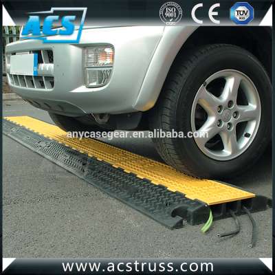 5 Channel Rubber Floor Cable Protector/car ramps for traffic